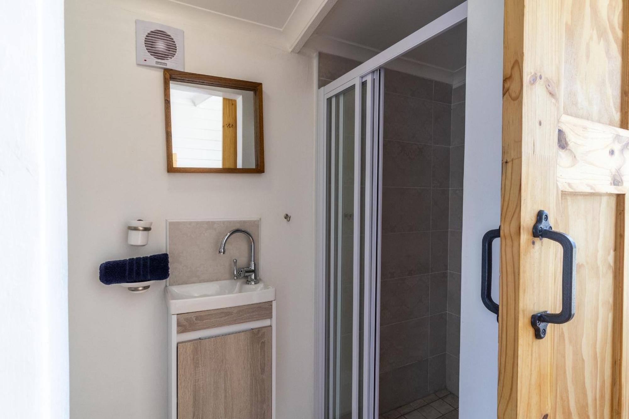Hotel Penguin'S Nest Bettyʼs Bay Exterior foto